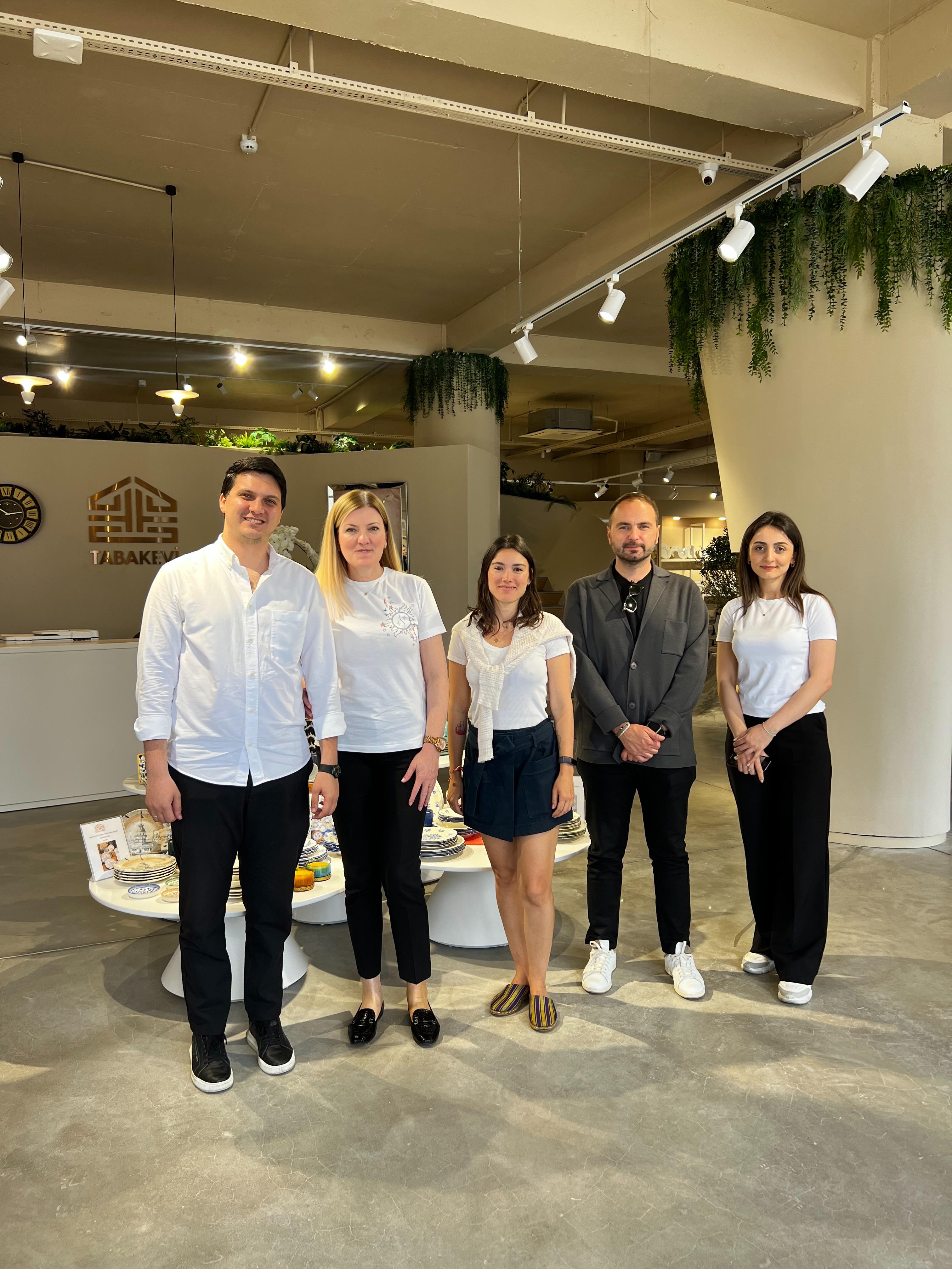 Türkiyə-Azərbaycan İş Adamları və Sənayeçiləri İctimai Birliyinin üzvü Tabak Evi-Porselen Home Ltd. şirkəti ziyarət edilib.